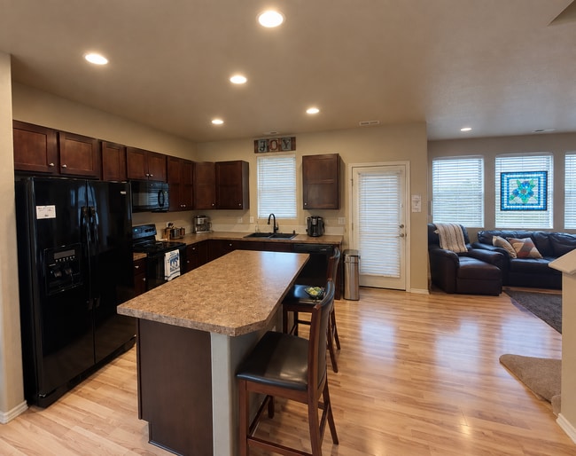 Building Photo - 526 Walhalla Ct