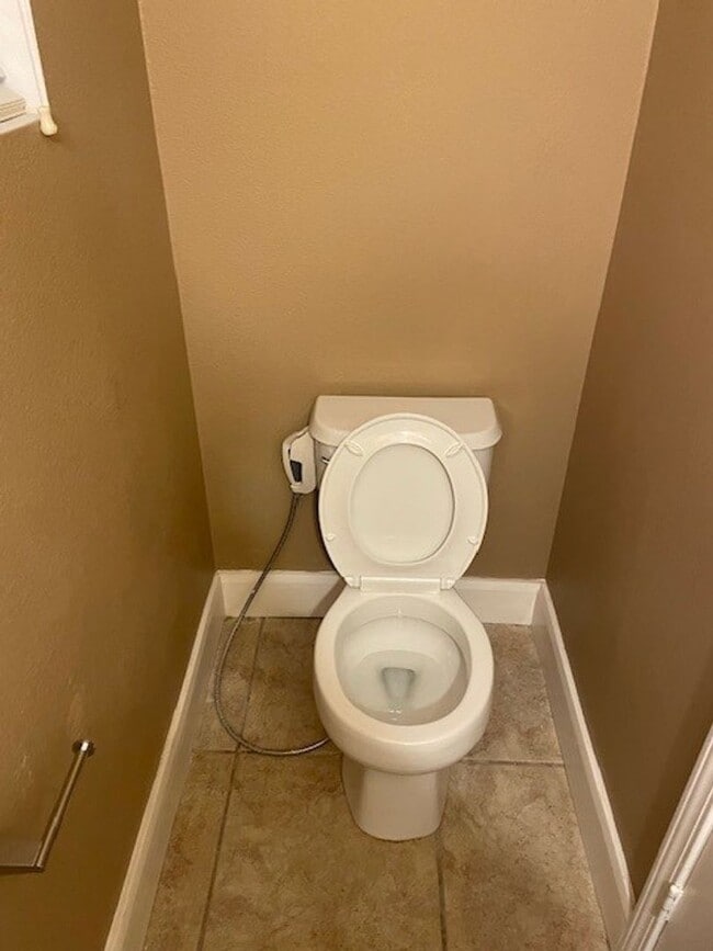 Building Photo - 4803 Principle Court ! 2 Bed / 2 1/2 Bath !