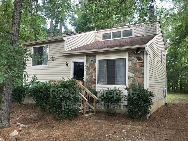 Building Photo - 7368 Berkshire Downs Dr