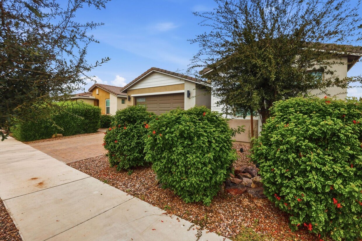 Foto principal - Stunning Queen Creek Home – Modern Comfort in the Spur Crossing Community