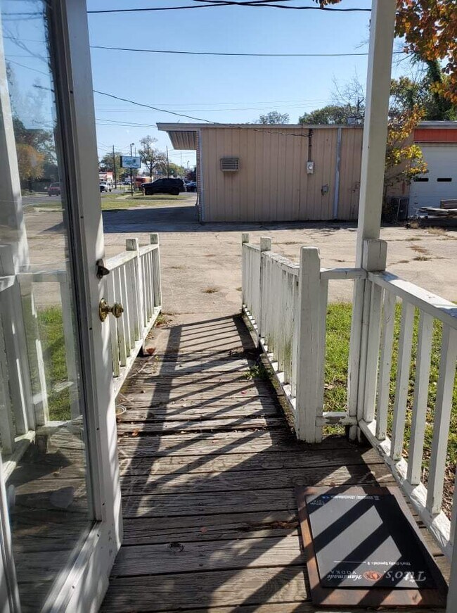 Foto del edificio - 1005 N 4th St