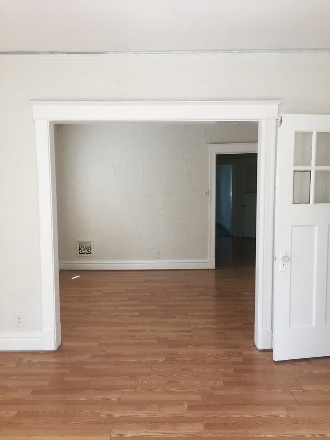 Foto del edificio - 5041 Chippewa St