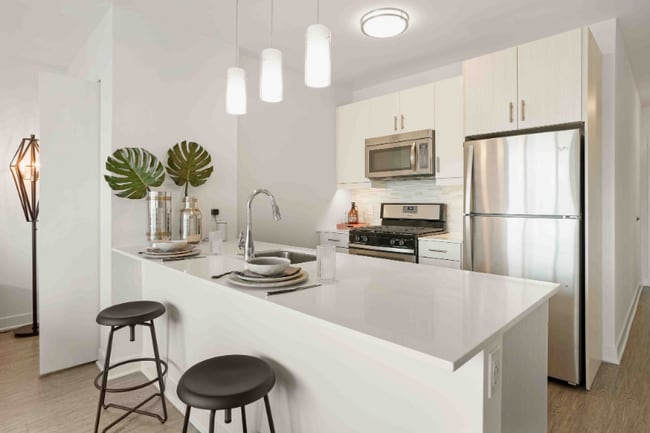 Building Photo - 1020 S State St