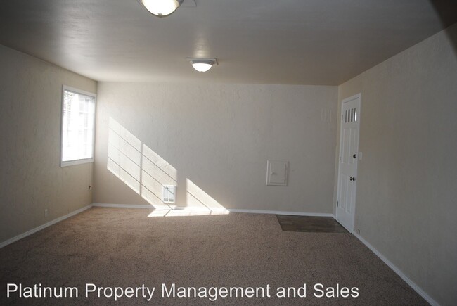 Building Photo - 541 S Walker Ave