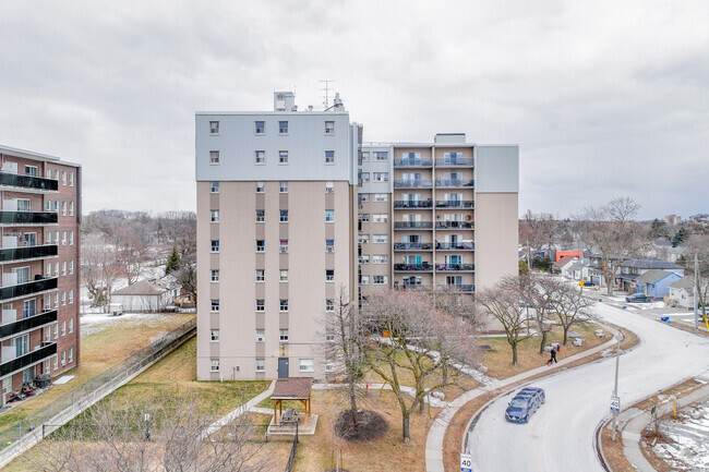 Building Photo - Anchorage Apartments*