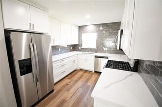 Building Photo - 2805 Cornell Cir