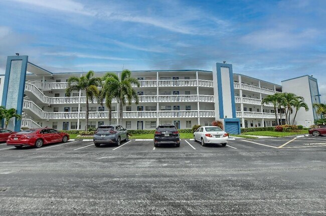 Foto del edificio - 3069 Exeter