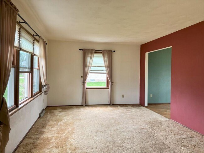 Foto del edificio - 1602 Meadow Ln