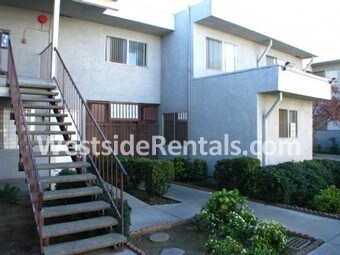 Primary Photo - 1420 Pumalo St