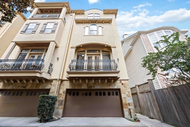 328 Bomar - 328 Bomar St Townhome