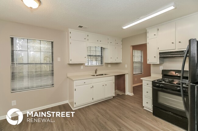 Building Photo - 3288 Timor Cir