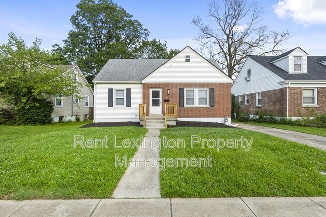 Building Photo - 864 Meadow Ln