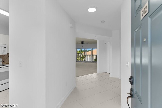 Building Photo - 7835 Regal Heron Cir