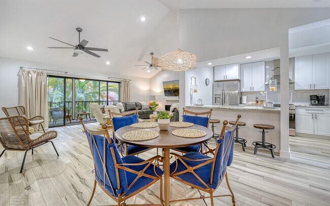 Foto del edificio - 1717 Pelican Cove Rd