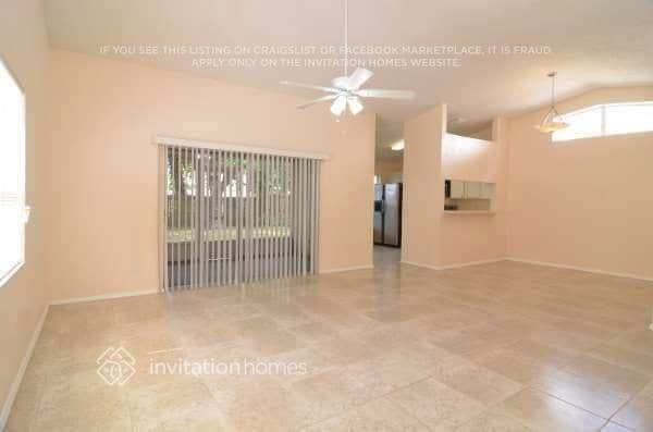 Building Photo - 13336 Laraway Dr