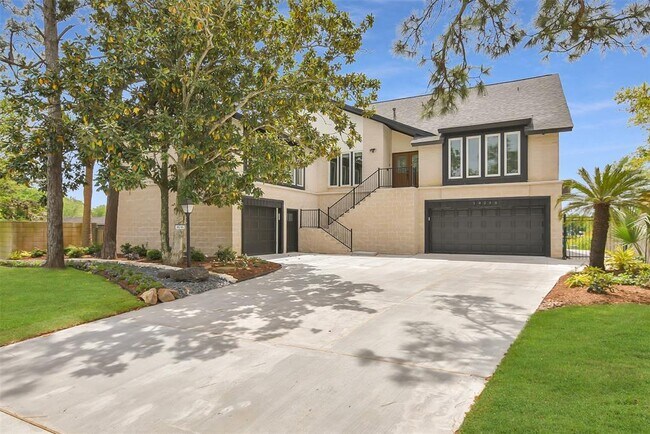 Building Photo - 18246 Nassau Bay Dr