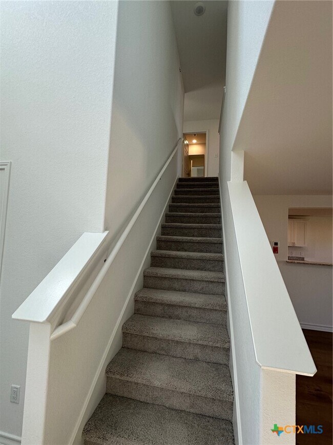 Foto del edificio - 945 Heartseed Ave