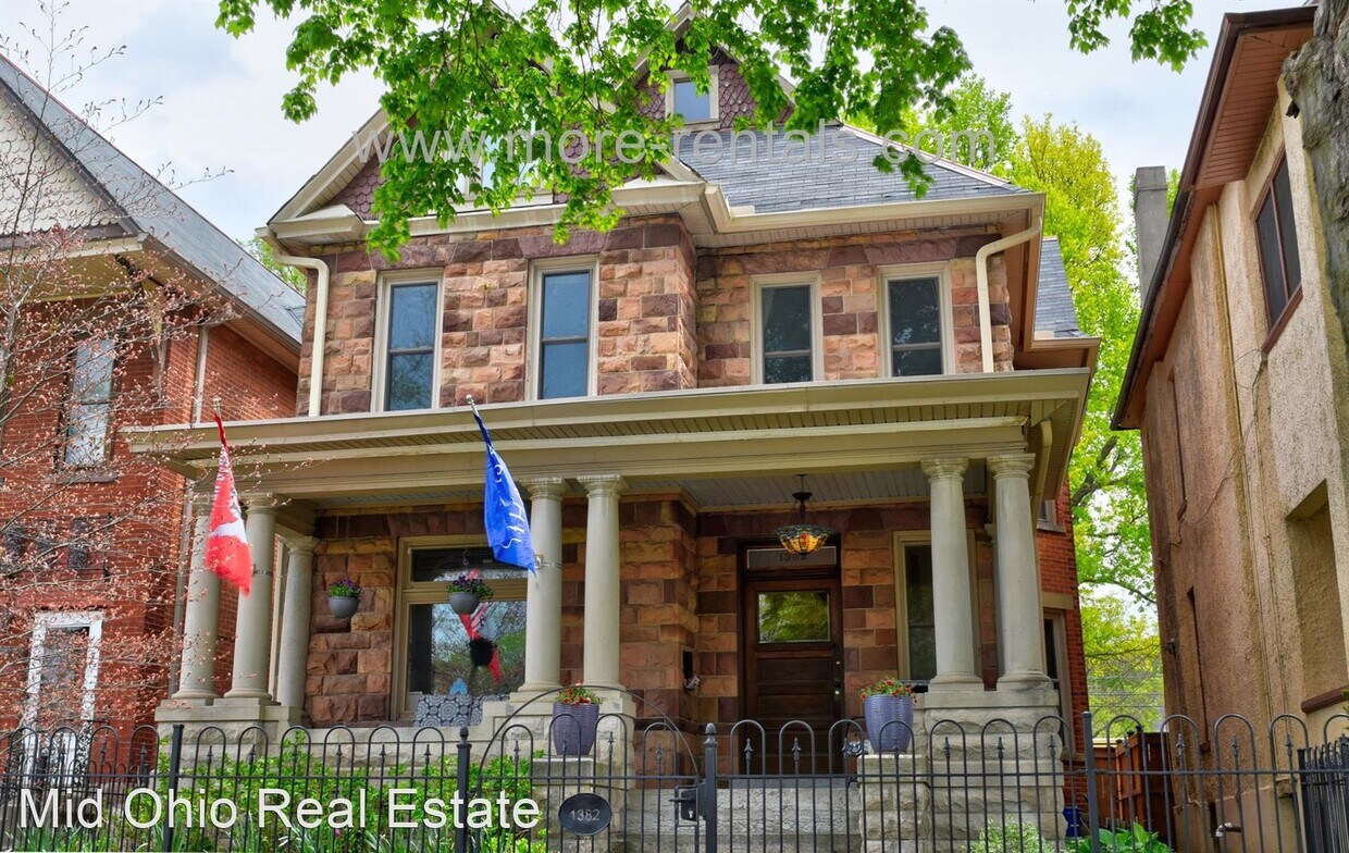 Primary Photo - 4 br, 3.5 bath House - 1382 Neil Ave