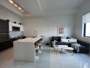 Building Photo - 301 Altara Ave