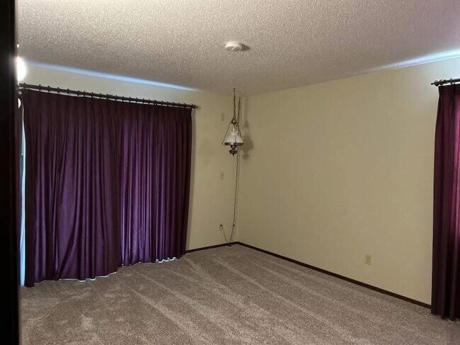 Foto del edificio - 3704 S Fairhall Ave