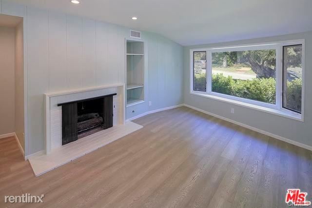 Building Photo - 535 N Tigertail Rd