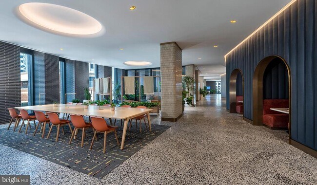 Foto del edificio - 4710 Elm St