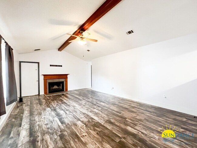 Foto del edificio - Beautiful 3 bedroom home in South Crestview!