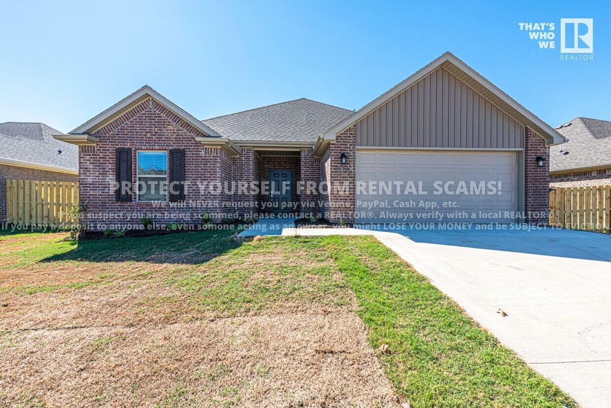 Primary Photo - 729 Quartzite Ave