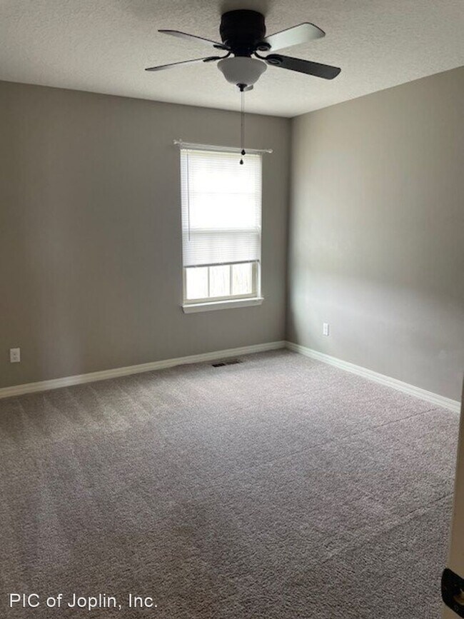 Foto del edificio - 3 br, 2 bath House - 1218 Montana Place