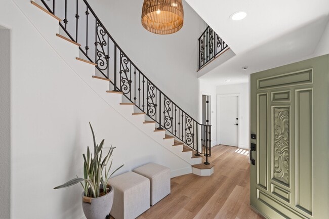 Foto del edificio - 6803 El Fuerte St