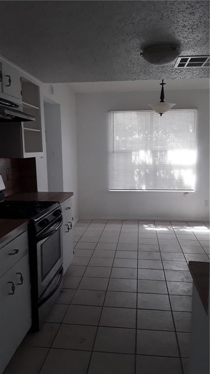 Building Photo - 8400 Furness Dr