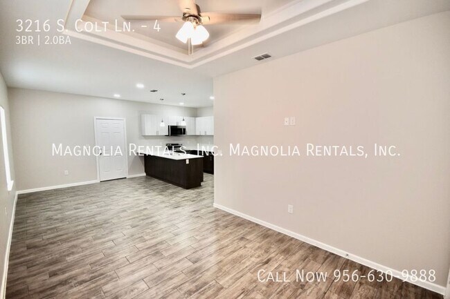 Foto del edificio - 3216 S Colt Ln