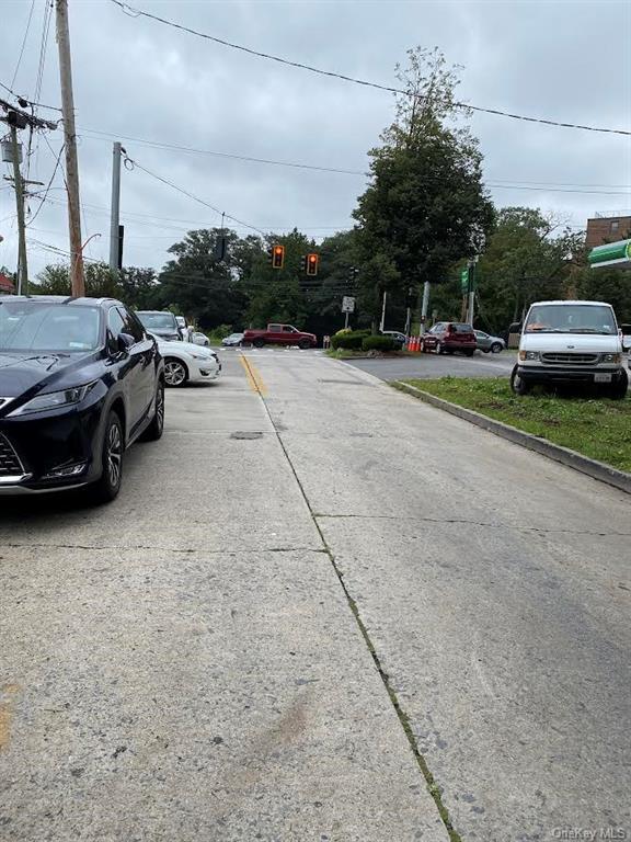 Foto del edificio - 11 Hutchinson Blvd