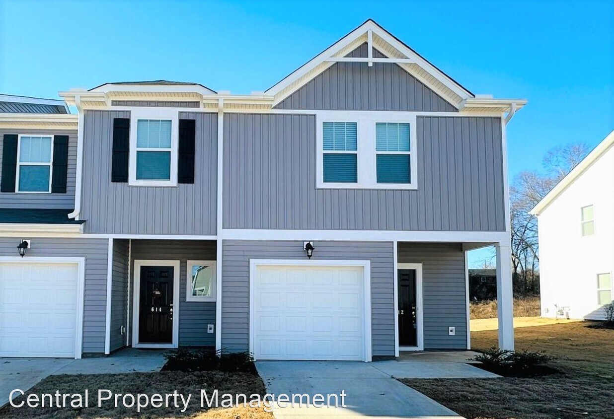 3 br, 2.5 bath House 612 Reese Lane House Rental in Greenville, SC