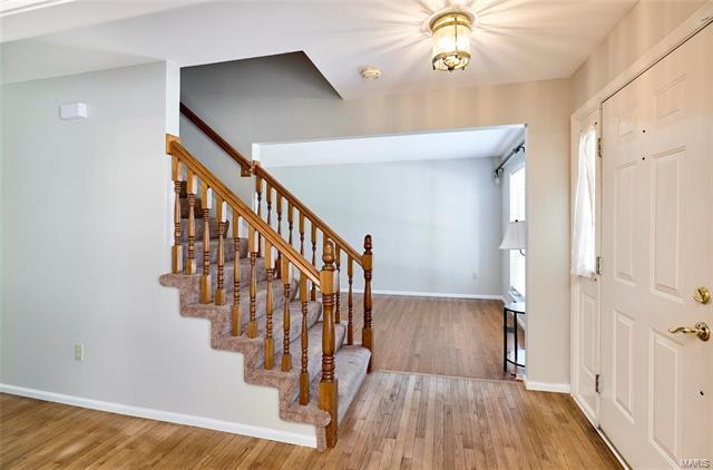 Building Photo - 226 Cheval Square Dr