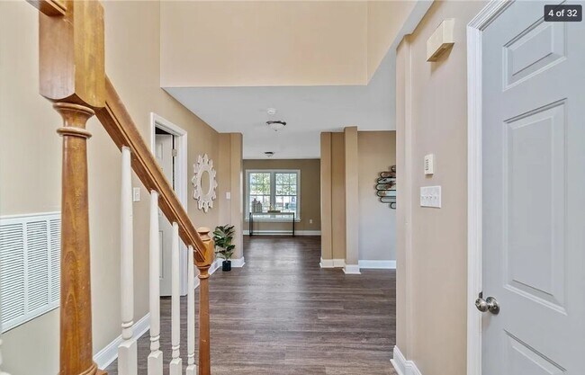 Building Photo - 5105 Fox Den Ct