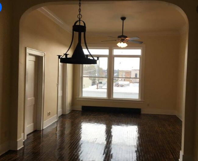 Building Photo - 127 South James Street