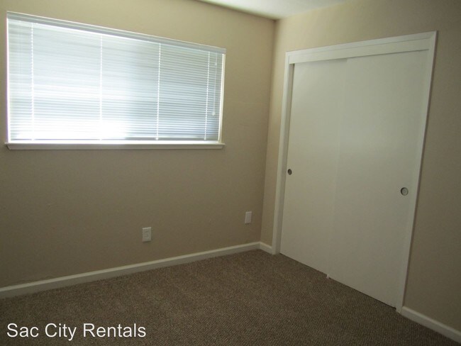 Building Photo - 2 br, 1 bath House - 6004 Rye Way