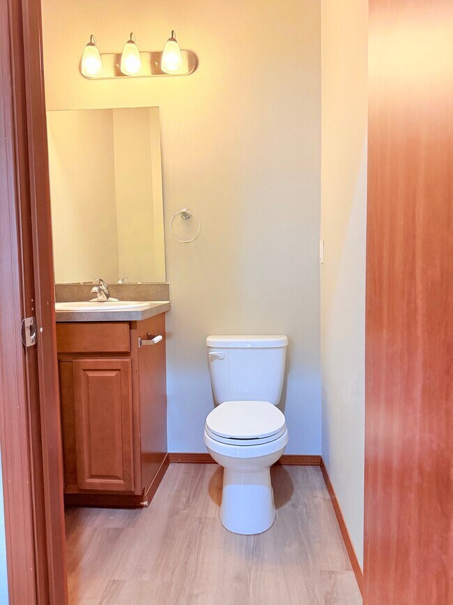 Foto del edificio - 4337 S Cedar St