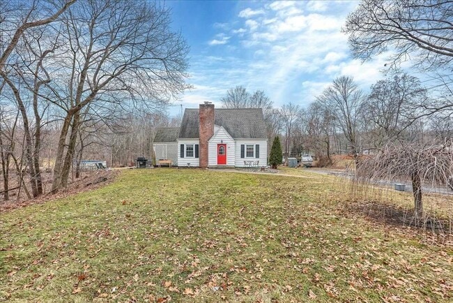 Building Photo - 318 Noxon Rd