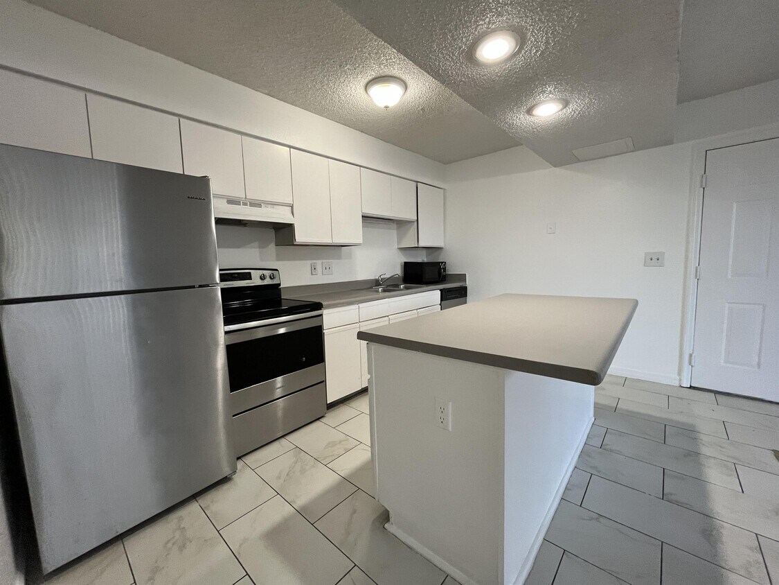 Photo - 3985 W McNab Rd (Pompano Beach, FL)