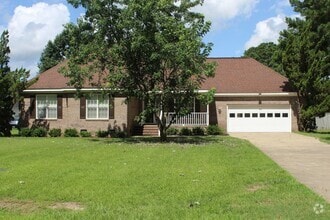 Building Photo - 420 Hunters Creek Dr