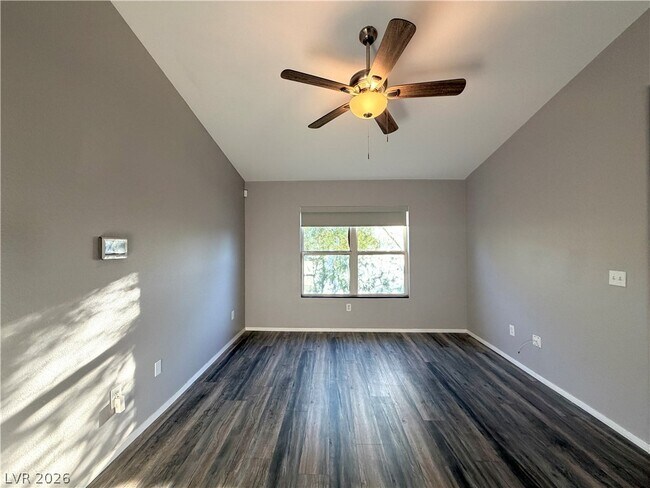 Foto del edificio - 7255 W Sunset Rd