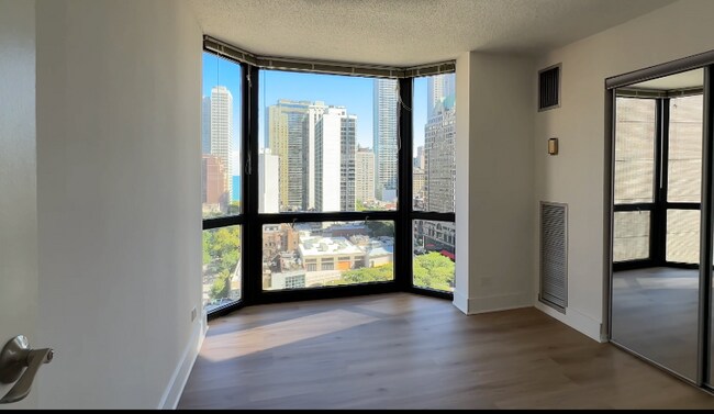 Foto del edificio - 1212 N Dearborn St