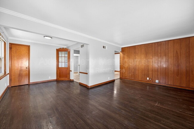 Photo - 1414 Comet Dr House