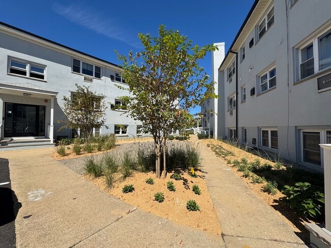 Building Photo - TWELVE17 Ocean