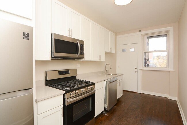 Foto del edificio - 5306 N Ashland Ave