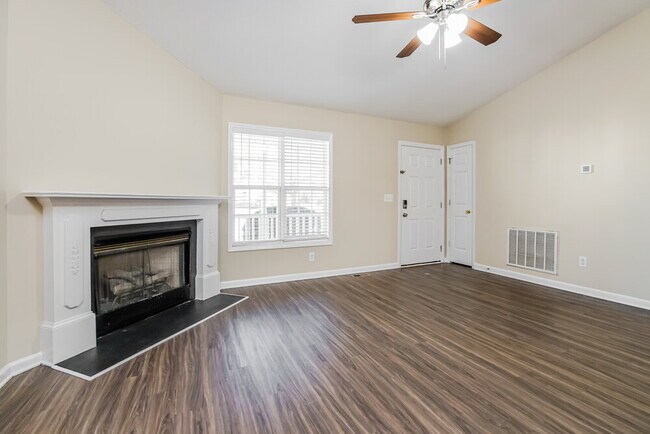 Foto del edificio - 68 Bent Creek Ct