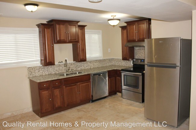 Building Photo - 3 br, 1.5 bath House - 3606 Sherry Dr.