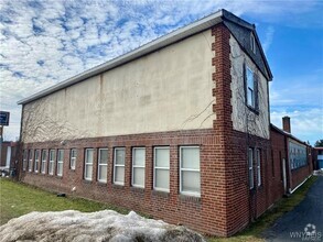 Building Photo - 8698 S Main St